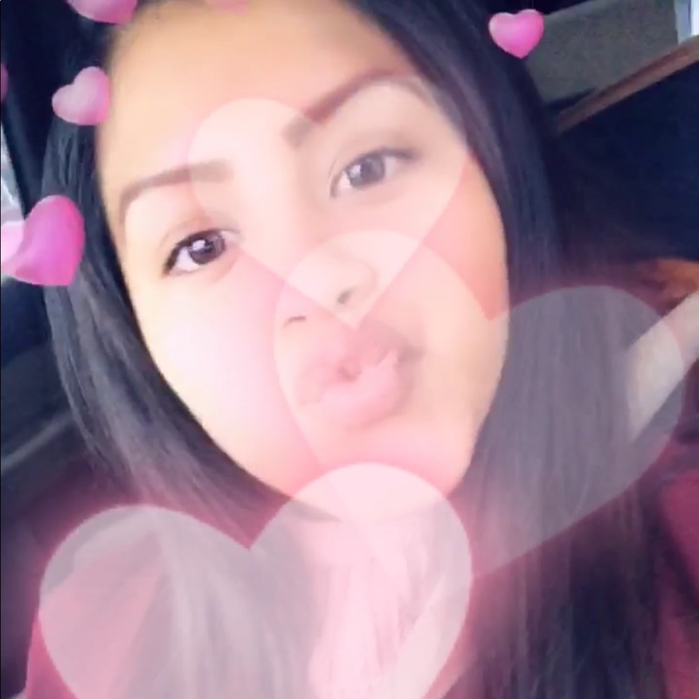 Meet your Posher, Angelica